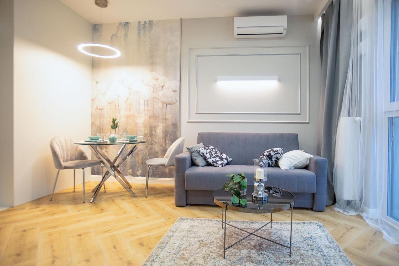 Targowa Bright Studio By Sofija Warszawa Eksteriør billede