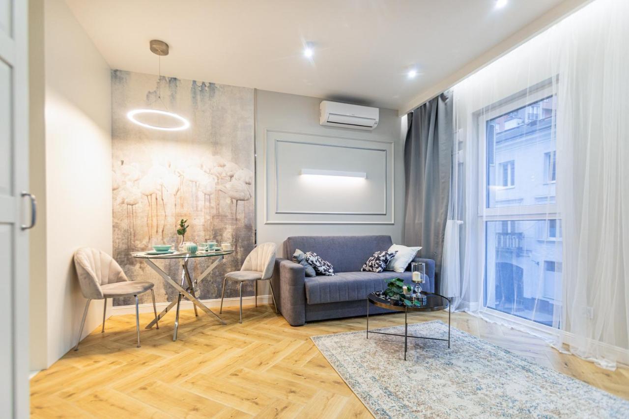 Targowa Bright Studio By Sofija Warszawa Eksteriør billede