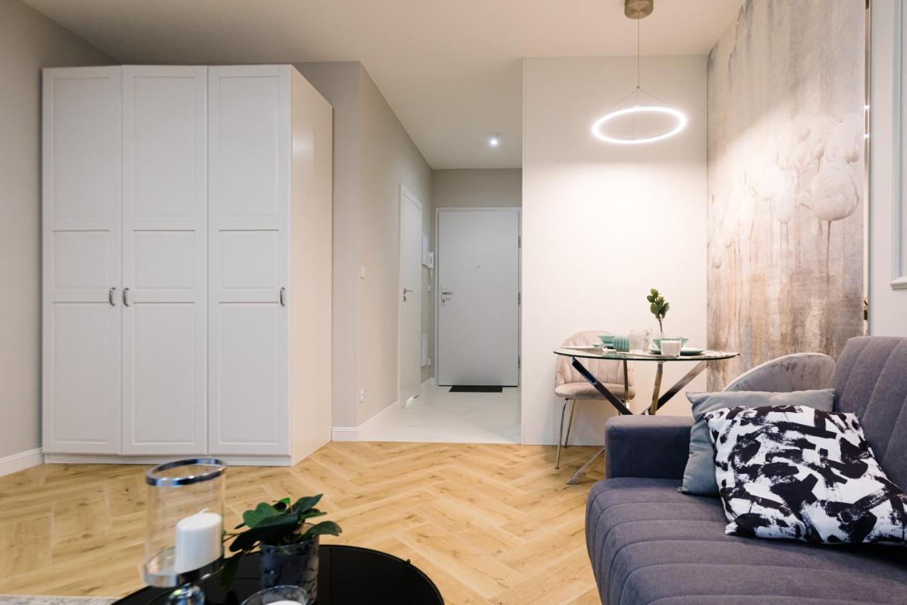 Targowa Bright Studio By Sofija Warszawa Eksteriør billede