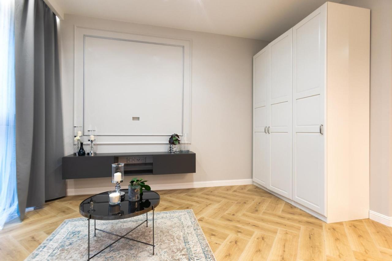 Targowa Bright Studio By Sofija Warszawa Eksteriør billede