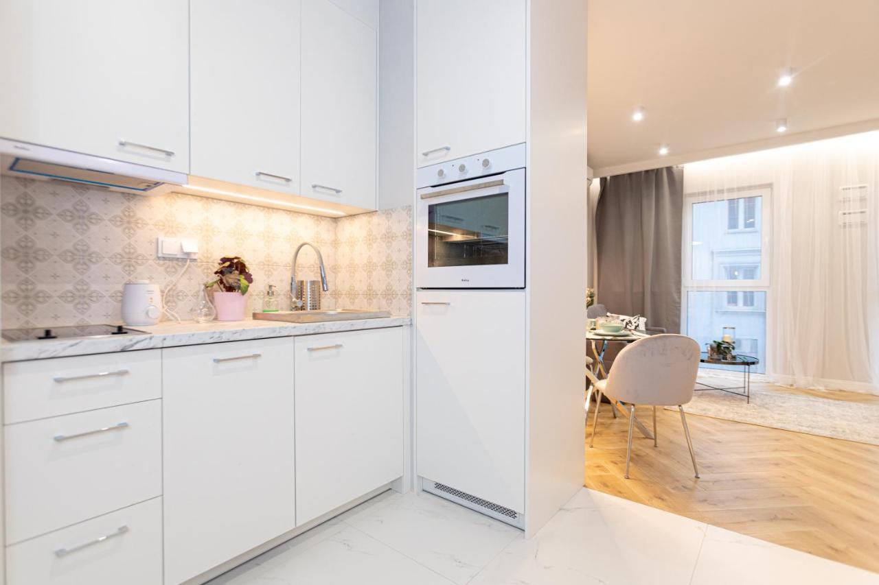 Targowa Bright Studio By Sofija Warszawa Eksteriør billede